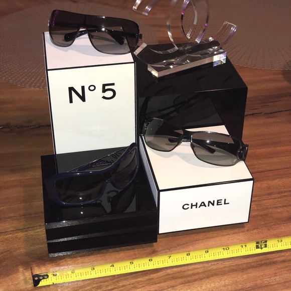 CHANEL ULTRA RARE & EXCLUSIVE CHANEL NO 5 DISPLAY - Picture 5 of 6